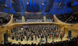 CSO'nun 200. yılı Dünya Koro Günü'nde 500 koristin verdiği konserle taçlandı