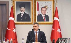 Bakan Çiftçi birim amirleri ile bir araya geldi