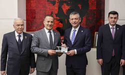 CHP Genel Başkanı Özel, şehit ve gazi dernek temsilcileriyle bir araya geldi