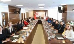 Bakan Göktaş baroların kadın ve çocuk hakları komisyonu temsilcileriyle bir araya geldi