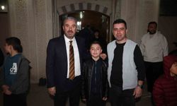 Pursaklar Belediyesi'nden Kadir Gecesi'nde gönülleri ısıtan sürpriz