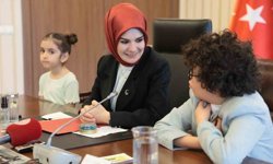 Bakan Göktaş, 23 Nisan dolayısıyla çocukları ağırladı