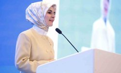 Bakan Göktaş: 'Çocukların dijital dünyada güçlendirilmesine yönelik küresel iş birliğimizi ortak zeminde pekiştirdik'