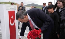 Bakan Tekin: 'İçişleri Bakanlığımız, bütün okullarımızda çocuklarımızın güvenli bir biçimde eğitimlerine devam etmesi için çalışmalarını devam ettiriyor'