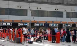 Bakan Uraloğlu: 'Antalya Havalimanımızın yıllık yolcu kapasitesini 35 milyondan 82 milyona yükselttik'