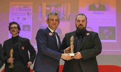 CHP Genel Başkanı Özel: 'Gazetecilerin emeklerinin sömürülmediği bir Türkiye'ye ihtiyaç var'