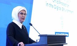 Emine Erdoğan: 'Özellikle teknoloji şirketlerinin hesap verebilir olmaları ve çocuk dostu tasarım yapmaları bir zorunluluktur'