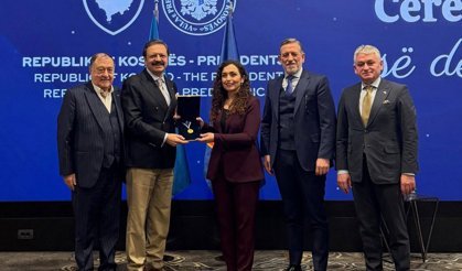 Kosova’dan Rifat Hisarcıklıoğlu’na En Yüksek Devlet Nişanı