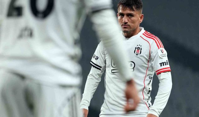 Beşiktaş'ta Cengiz Ünder penaltıyı kaçırdı