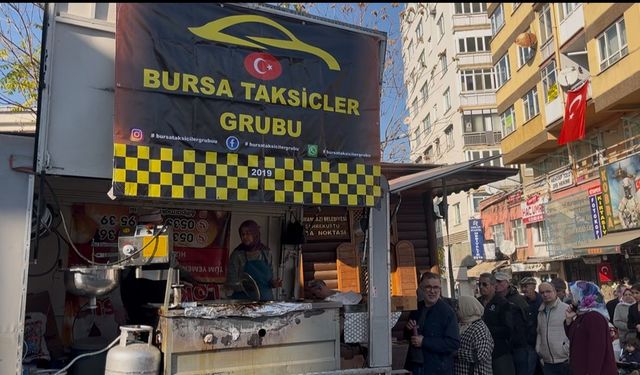 Bursa'da taksicilerden şehitler için anlamlı hayır