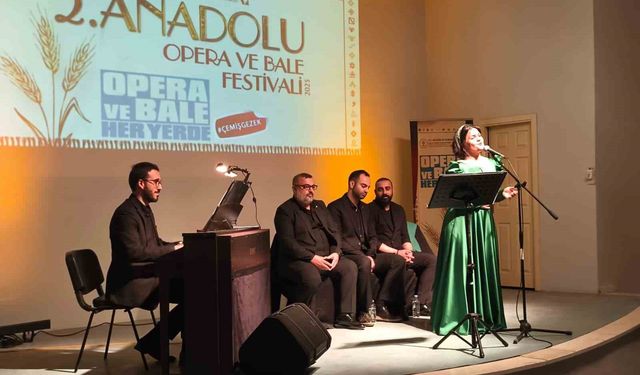 Çemişgezek'te ilk kez sahnelenen opera ve baleye yoğun ilgi