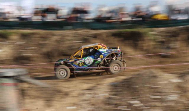 Rampada, çamurda sınırları zorladılar: Türkiye Off-Road Şampiyonası'nın 6. ayak yarışları nefes kesti