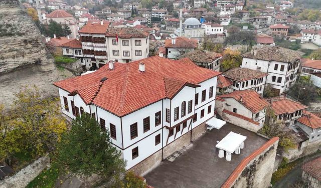 Tarihi rüştiye binası 'Kalealtı Eğitim ve Kent Tarihi Müzesi'ne dönüştü