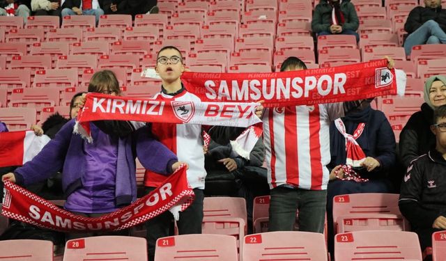 Trendyol Süper Lig: Samsunspor: 1 - Alanyaspor: 0 (Maç devam ediyor)
