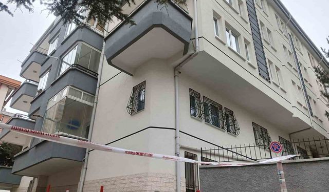 Çankaya'da çökme oluşan apartmanda yaşayanlar tedbir amaçlı tahliye edildi