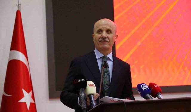 YÖK Başkanı Özvar: 'Müfredatların teknoloji dönüşümüne uyumunu hızlandıracak mekanizmaları kurmayı hedefliyoruz'