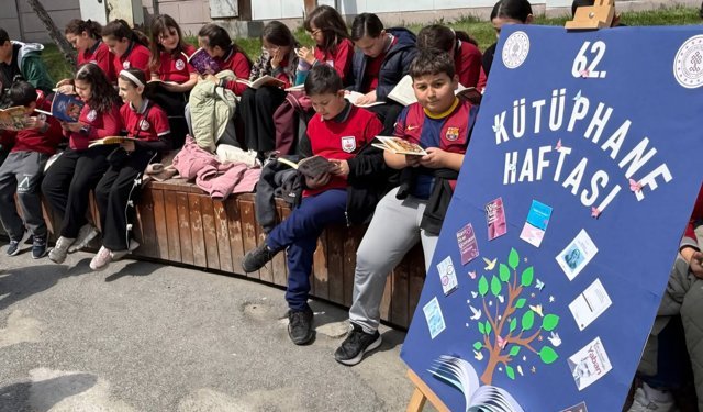Polatlı’da Kitap Sayfaları Güneş Işığında Açıldı