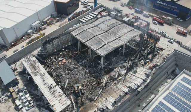 Ankara'daki fabrika yangınının neden olduğu hasar gün aydınlanınca ortaya çıktı