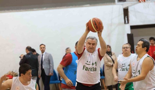 Bakan Bak: 'Özel sporcular bizim için çok kıymetli'