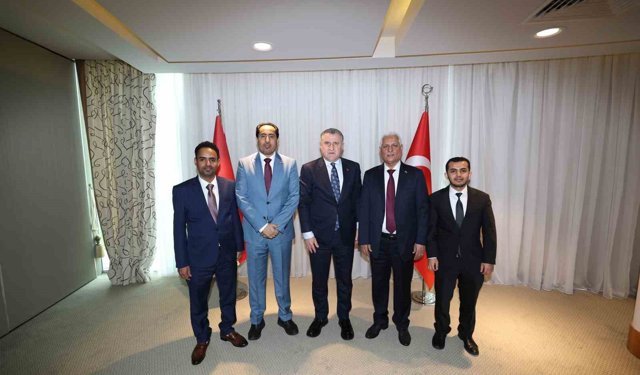 Bakan Bak'tan Antalya'da yoğun spor diplomasisi