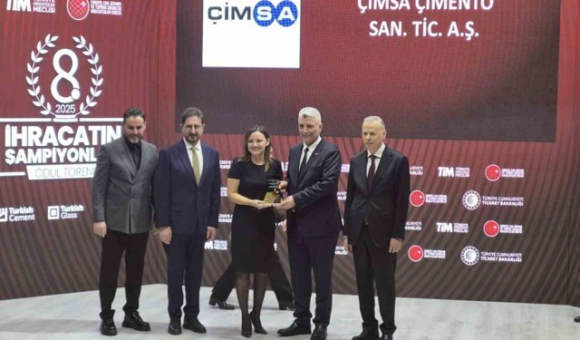 Bakan Bolat: 'Cumhurbaşkanımızın liderliğinde Türkiye'ye son 23 yılda her alanda çağ atlattık'