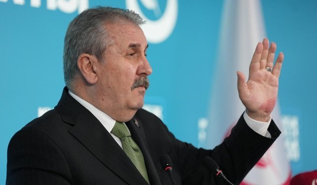 BBP Genel Başkanı Destici: 'İşçi Bayramı, işçi bayramı olarak kutlansın'