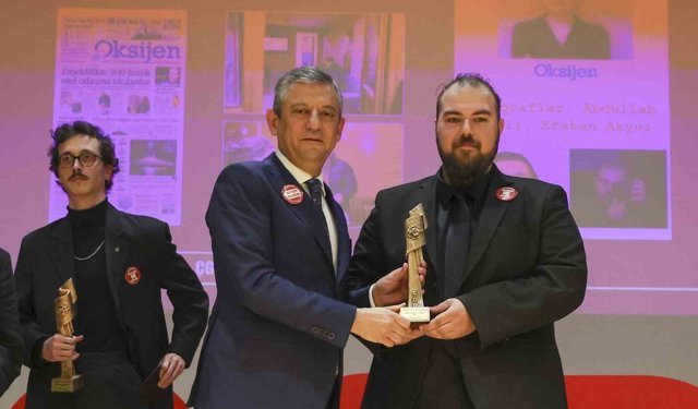 CHP Genel Başkanı Özel: 'Gazetecilerin emeklerinin sömürülmediği bir Türkiye'ye ihtiyaç var'