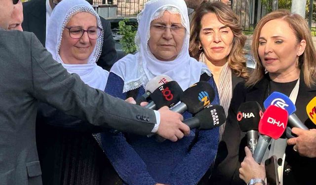 'Barış Anneleri' heyeti Adalet Bakanlığına Öcalan'la görüşmek için dilekçe sundu