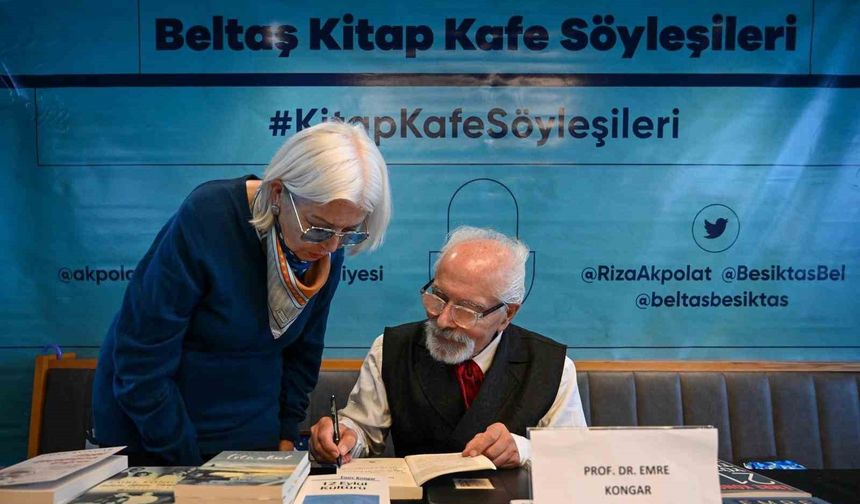 Prof. Dr. Emre Kongar, Beltaş Kitap Kafe'de okurlarıyla buluştu