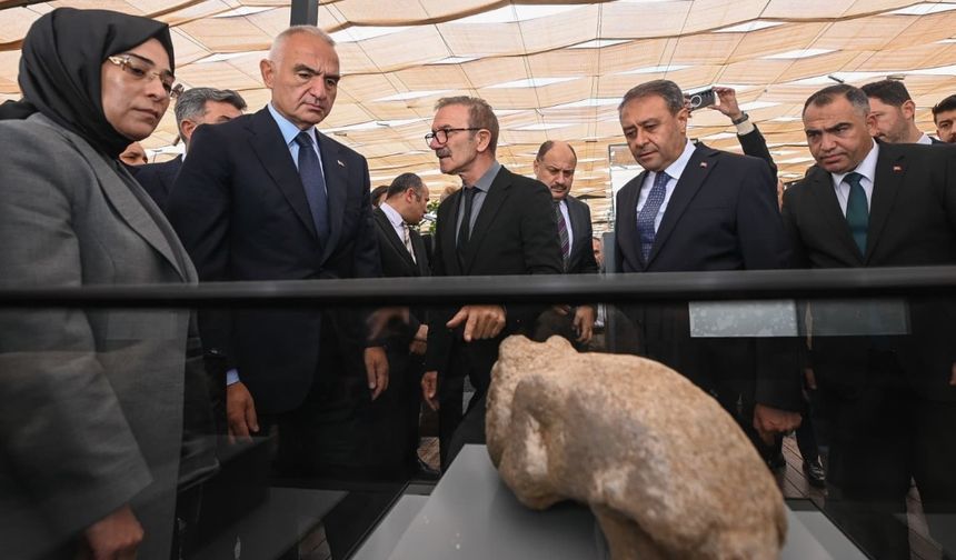 Bakan Ersoy: 'Taş Tepeler, Anadolu'nun 12 bin yıl önceki dünyasını görünür kılmaya devam edecek'