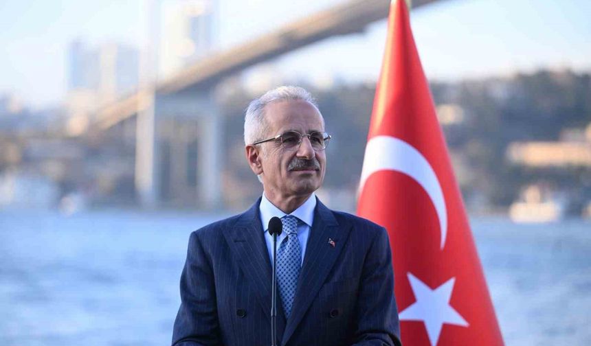 Bakan Uraloğlu: 'Kasım ayında limanlarımızda elleçlenen yük miktarı 46 milyon 863 bin 236 ton olarak gerçekleşti'