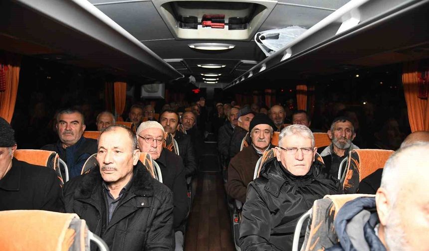 Pursaklar Belediyesi 'Şeb-i Arus Haftası' dolayısıyla ilk kafileyi yola çıkarttı