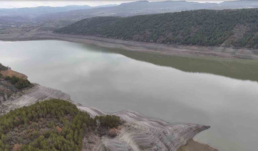 Başkent'te eriyen karlar ve yağmur suları, barajları doldurmaya başladı