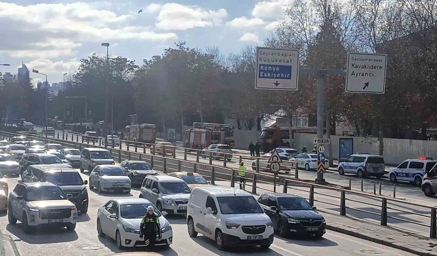 İçişleri Bakanlığı yerleşkesinde konteyner yangını