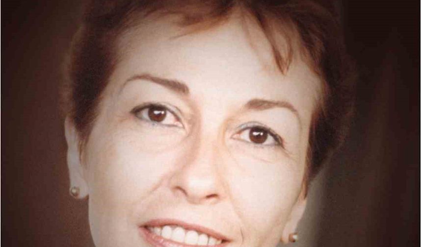 2027 Emine Işınsu Roman Ödülü başvuruları gelmeye başladı