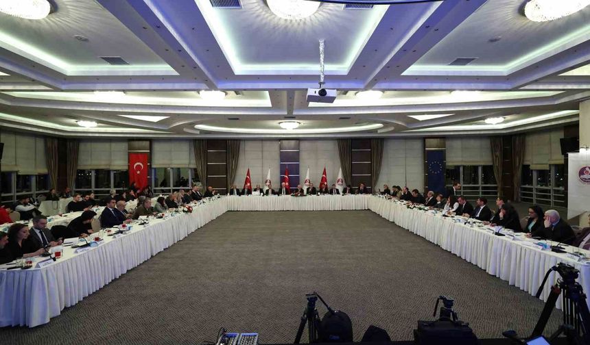 AYM Başkanı Özkaya: 'AİHM kararlarına ilişkin icra süreci henüz tamamlanmayan 83 karar bulunuyor'