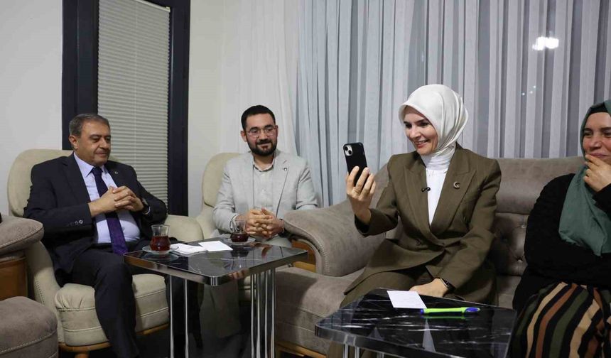 Bakan Göktaş, Şanlıurfa'da yeni yuvalarına kavuşan ailenin iftar sofrasına misafir oldu