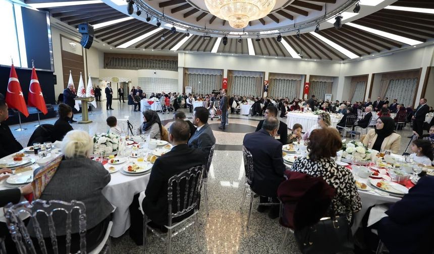 Bakan Güler, şehit aileleri ve gazilerle iftarda bir araya geldi