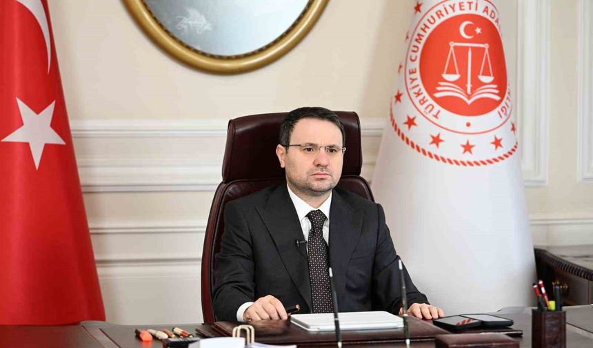 Bakan Gürlek: 'Ticari davaların en kısa sürede sonuca bağlanması için çalışmalarımızı kesintisiz sürdüreceğiz'