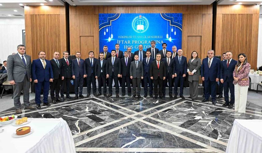 Bakan Gürlek: 'Yargı bağımsızlığı bizim için bir temenni değil, vazgeçilmez bir ilkedir'