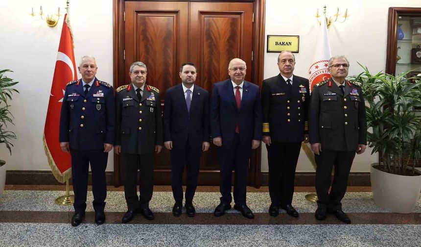 Milli Savunma Bakanı Güler'den Adalet Bakanı Gürlek'e hayırlı olsun ziyareti