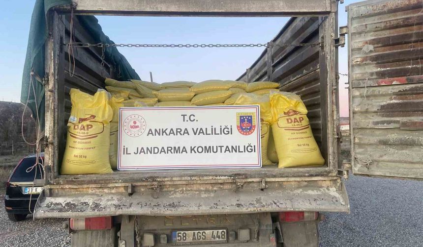 Ankara'da 5 milyon lira değere yakın 30 ton sahte gübre ele geçirildi