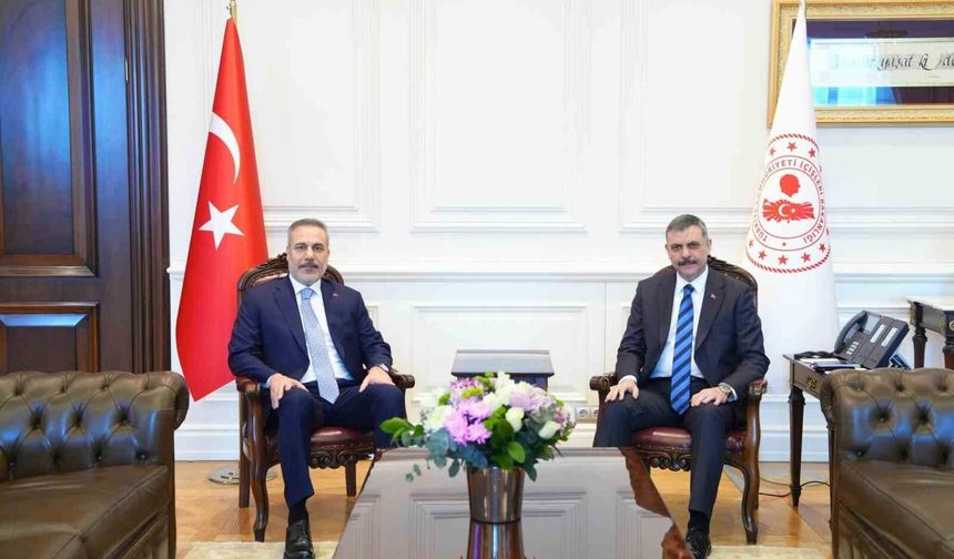 Bakan Fidan'dan Bakan Çiftçi'ye 'hayırlı olsun' ziyareti