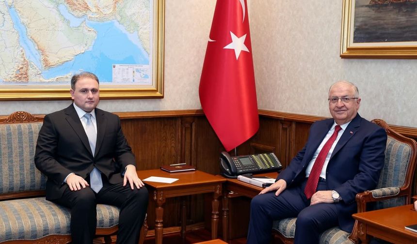 Bakan Güler, Azerbaycan Savunma Sanayii Bakanı Mustafayev ile görüştü