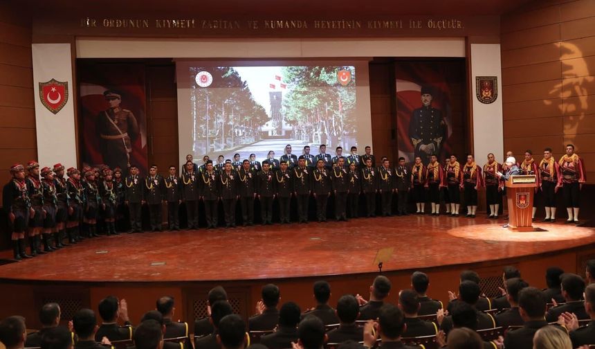Bakan Güler: 'Çevremizdeki bu ateş çemberine rağmen ülkemiz istikrar adası olma vasfını sürdürüyor'