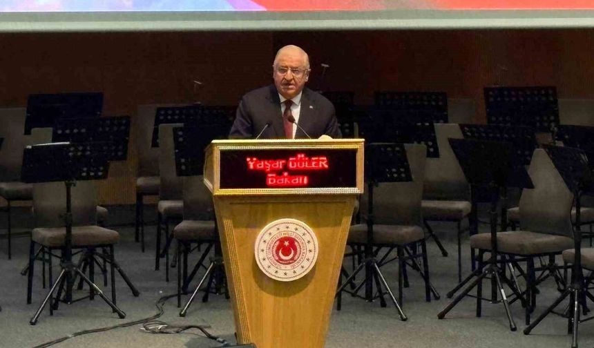 Bakan Güler: 'Her türlü senaryoya karşı sahadaki birliklerimizi en iyi şekilde desteklemek en önemli görevlerimizden biridir'