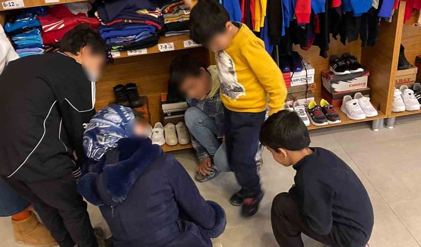 Pursaklar'da yetim çocuklara bayram hediyesi