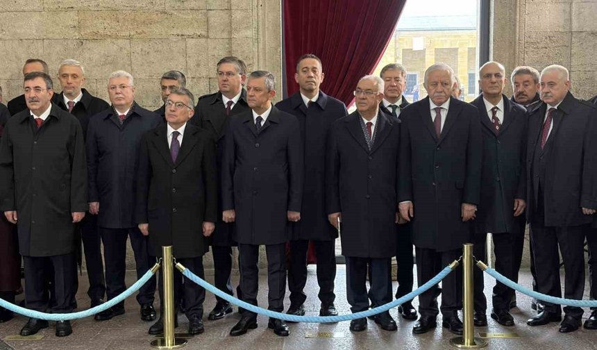 Anıtkabir'de 23 Nisan töreni