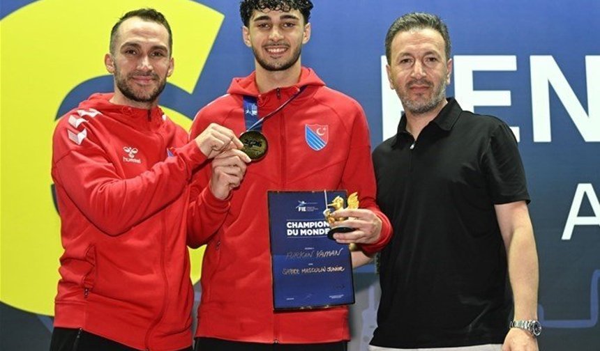 Bakan Bak'tan dünya şampiyonu Furkan Yaman için tebrik mesajı