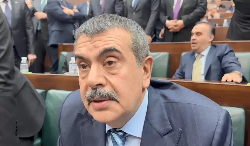 Bakan Tekin: '(Şanlıurfa'da okuldaki saldırı) Öğretmen arkadaşımızın yaşam süreçlerinin sürdürülmesini engelleyecek bir kalıcı hasar olabilir diye endişemiz var'